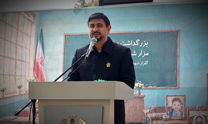 تصاویر/ مراسم بزرگداشت و غبارروبی مزار شهدای دانش‌آموز