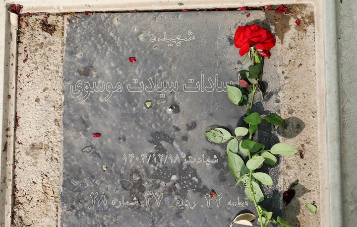تصاویر/ مراسم بزرگداشت و غبارروبی مزار شهدای دانش‌آموز