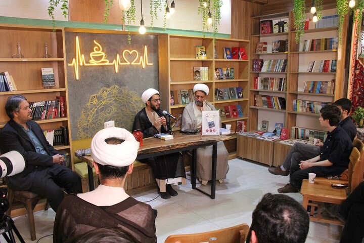 بررسی کتاب تکوین حزب الله