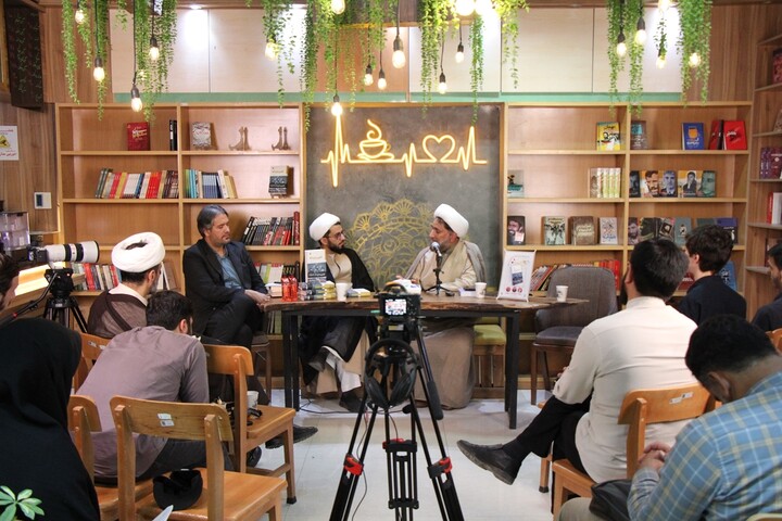 بررسی کتاب تکوین حزب الله