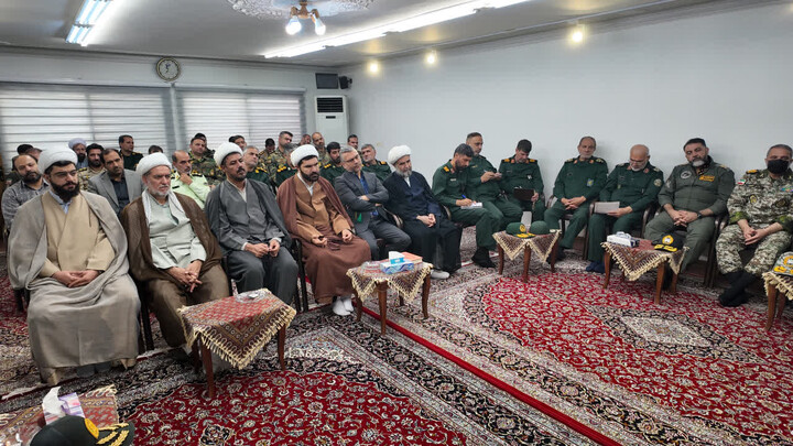 تصاویر |دیدار فرماندهان نظامی استان با امام جمعه اصفهان