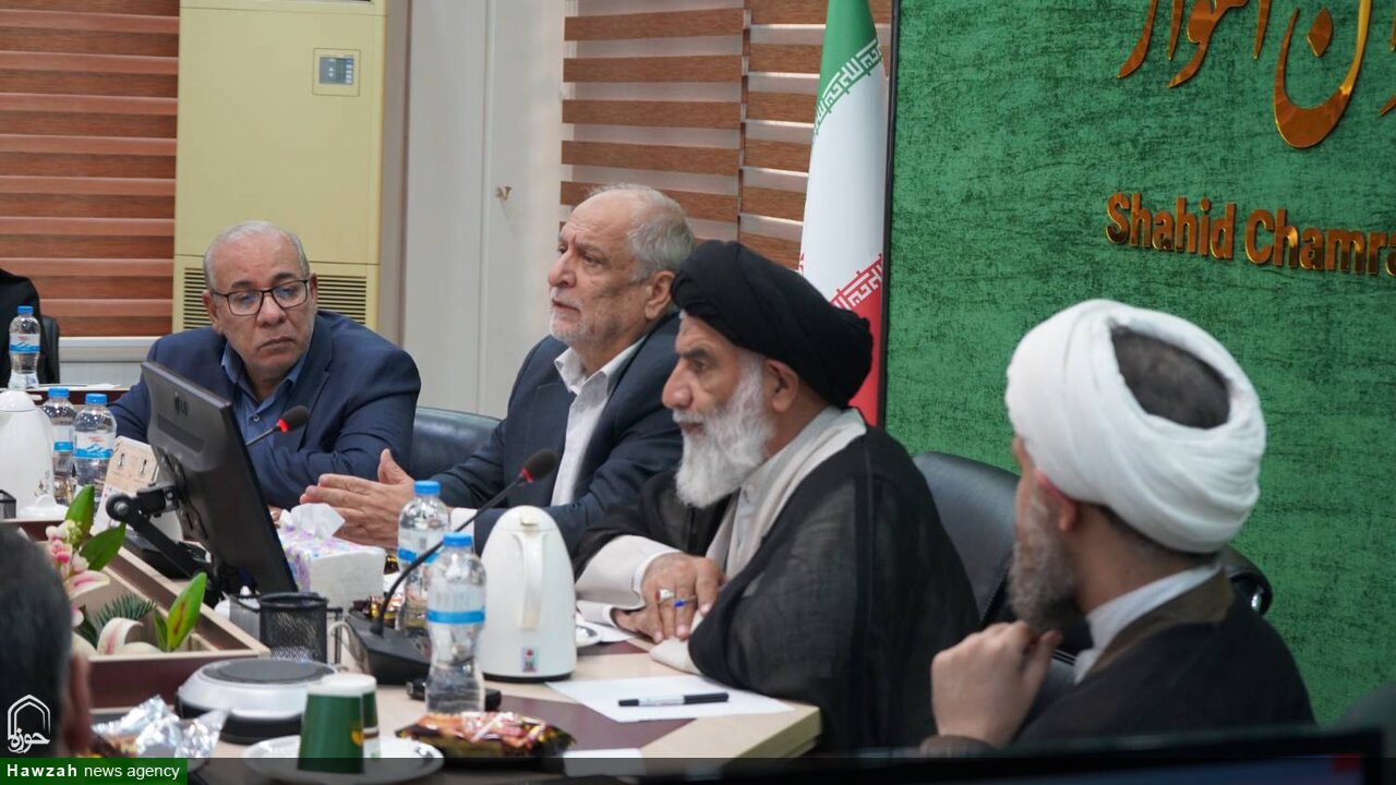 پیوند حوزه و دانشگاه می‌تواند اقتدارآفرین باشد