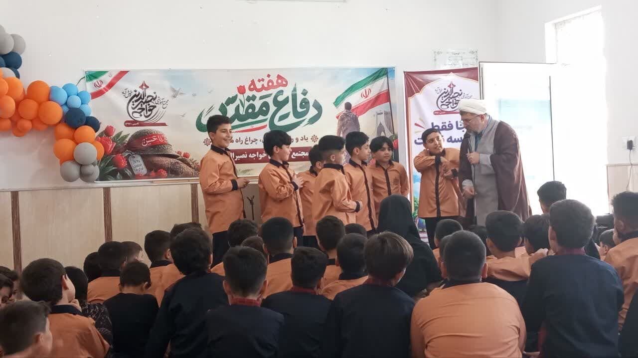 بازگشایی مدرسه، فرصتی برای تحصیل علم و احترام به دیگران است