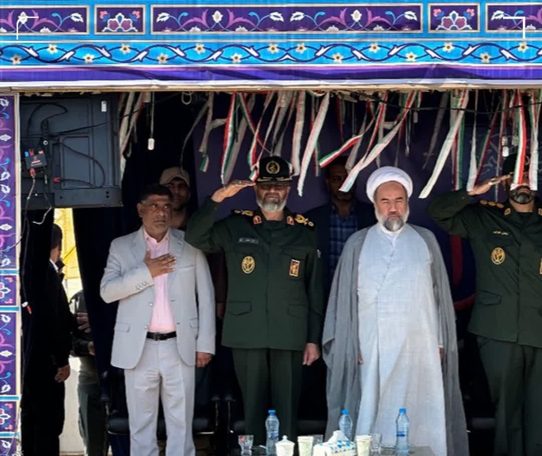 ملت ایران با فرهنگ عاشورا زیر بار ذلت نمی‌رود