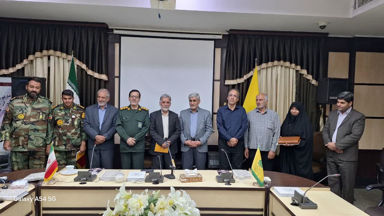 بانوی حافظ قرآنی که زندگیاش وقف علمآموزی شد/مراقب دستهای تحریفگر در روایت دفاع مقدس باشیم