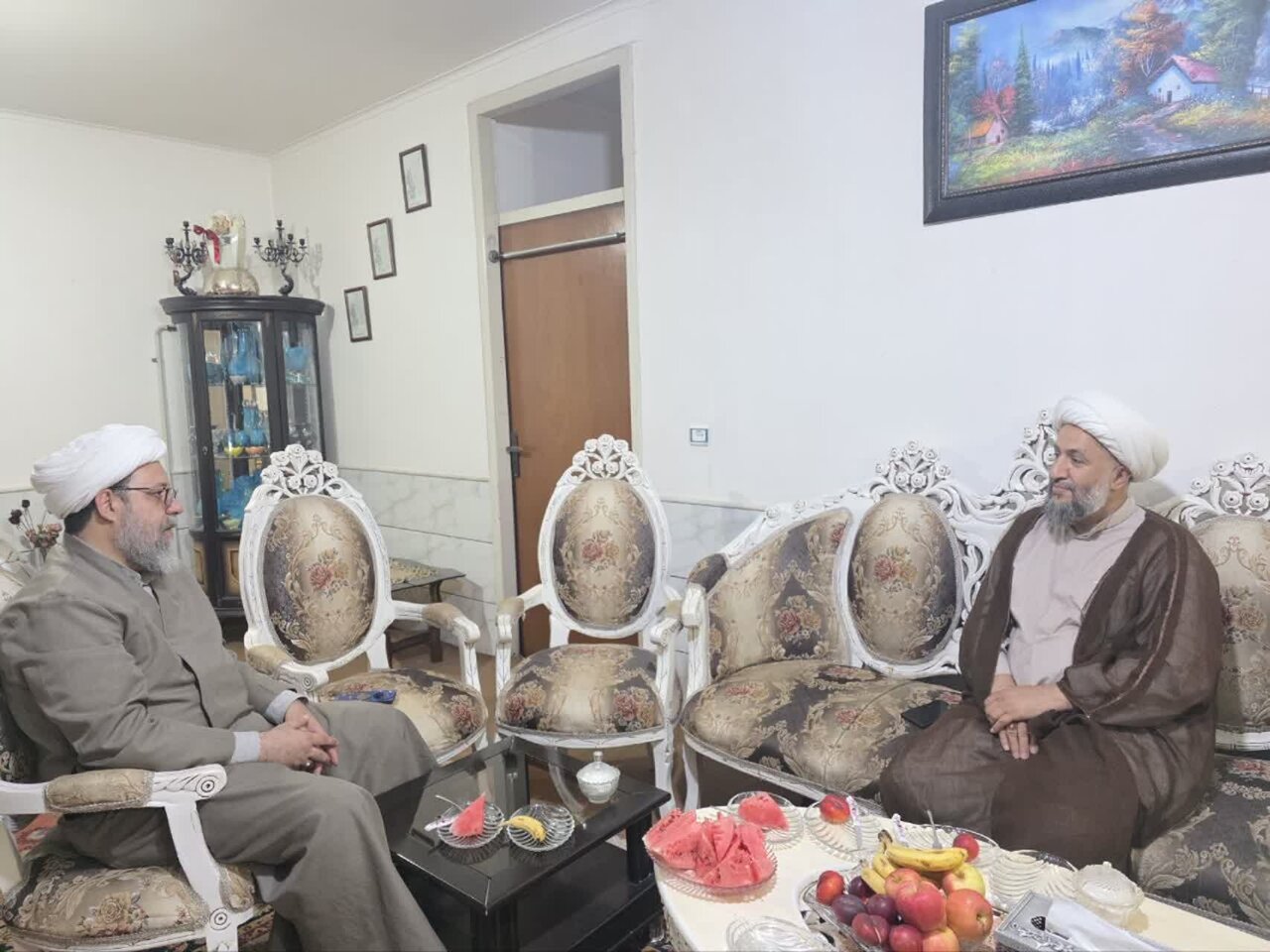 دیدار مدیر مرکز خدمات حوزه‌ علمیه سمنان با جمعی از روحانیون و مبلّغان + عکس