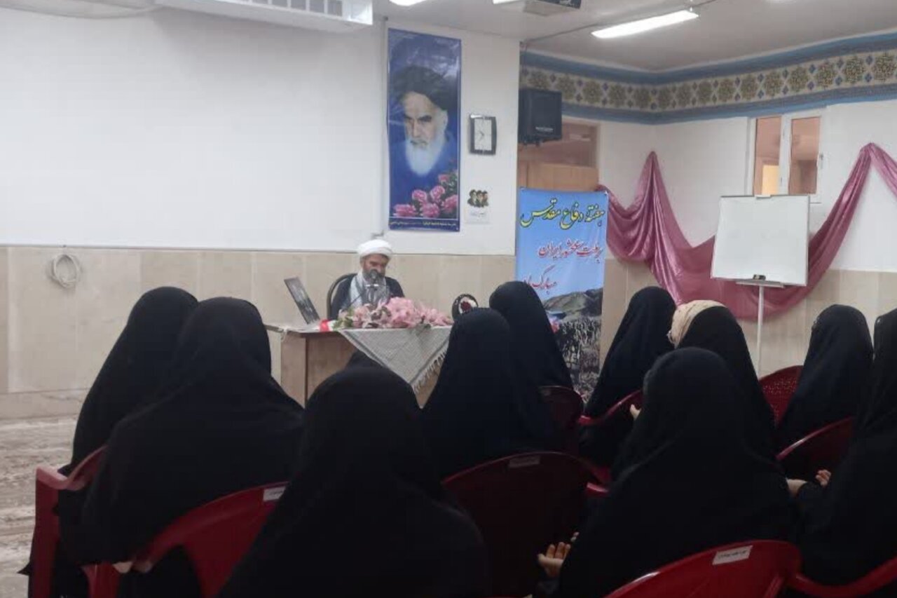 عاقبتبخیری در گرو ثابتقدمی در مسیر تربیت توحیدی است