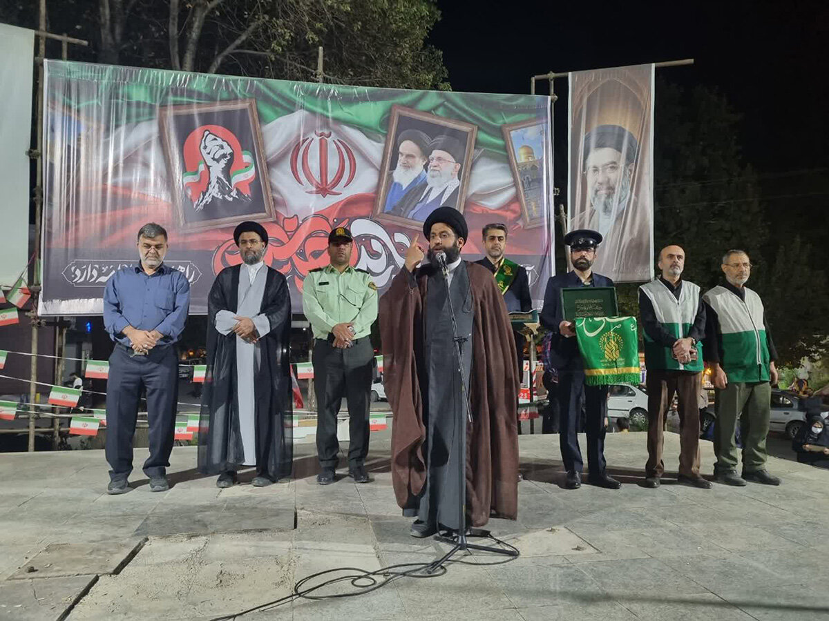 پرچم حرم کریمه اهل بیت(س) به مدارس نظرآباد البرز رفت