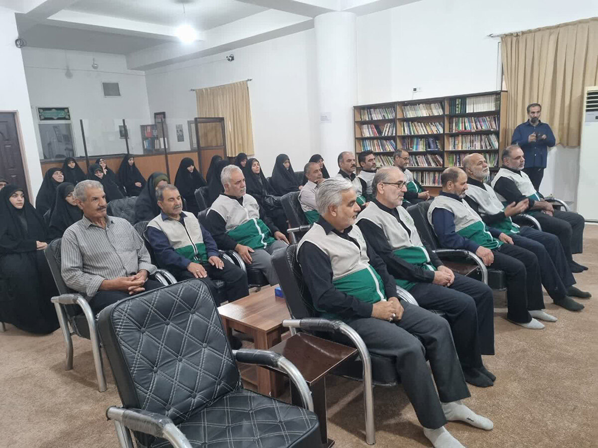 پرچم حرم کریمه اهل بیت(س) به مدارس نظرآباد البرز رفت