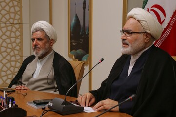 امروز در حال عبور از حکمرانی‌های «هرمی و بازارمحور» به «مدل تمدن‌ساز ولایی» هستیم