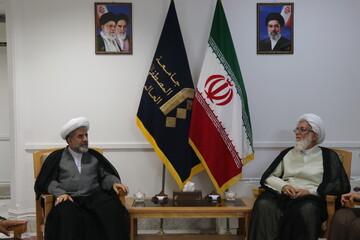 تصاویر / دیدار عضو خبرگان رهبری با رئیس نمایندگی جامعة المصطفی گرگان