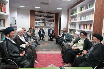 تصاویر/ دیدار نماینده ولی فقیه در امور حج و زیارت با امام جمعه اردبیل