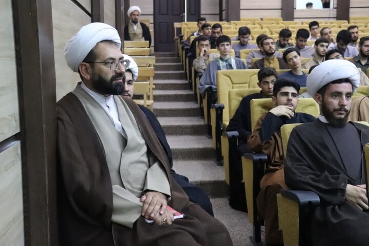 تصاویر/ مراسم تودیع و معارفه مدیر مدرسه علمیه امام خامنه‌ای ارومیه