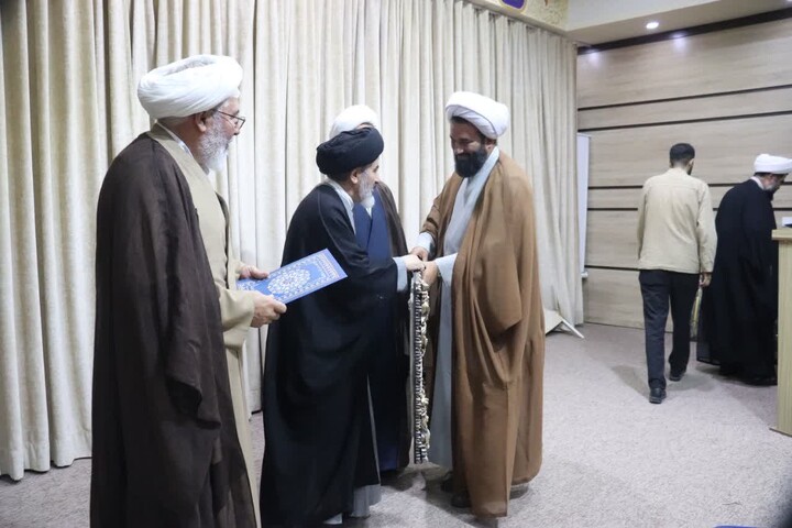 تصاویر/ مراسم تودیع و معارفه مدیر مدرسه علمیه امام خامنه‌ای ارومیه