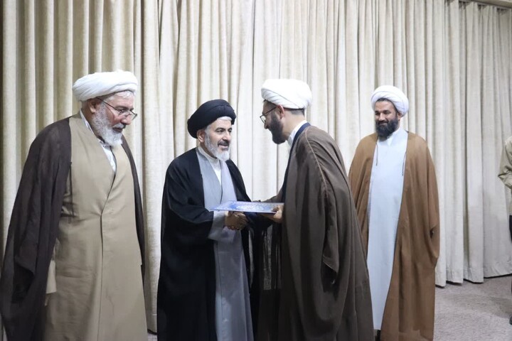 تصاویر/ مراسم تودیع و معارفه مدیر مدرسه علمیه امام خامنه‌ای ارومیه