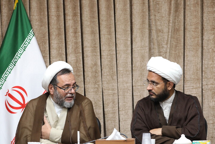 تصاویر/ بازدید دادستان ویژه روحانیت استان قم از مرکز رسانه و فضای مجازی حوزه‌های علمیه