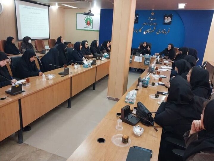 برگزاری هجدهمین پیش نشست همایش بانوی کُرد در مدرسه علمیه فاطمه الزهرا(س) کامیاران
