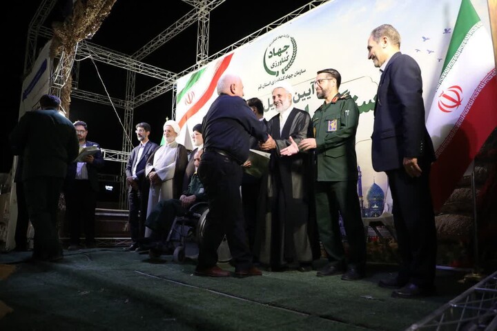 تصاویر/ آیین تجلیل از سنگرسازان بی‌سنگر