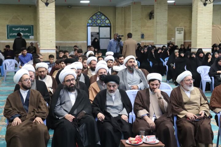 تصاویر/ آیین آغاز سال‌تحصیلی جدید حوزه های علمیه برادران و خواهران آذربایجان غربی