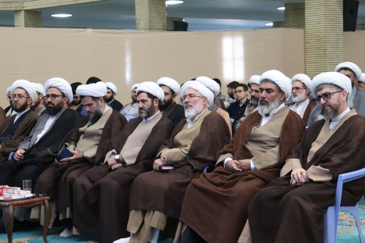 تصاویر/ آیین آغاز سال‌تحصیلی جدید حوزه های علمیه برادران و خواهران آذربایجان غربی