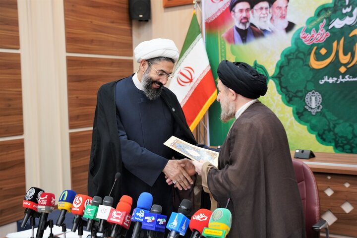 تصاویر/ نشست ستاد مرکزی بزرگداشت یوم الله ۱۳ آبان
