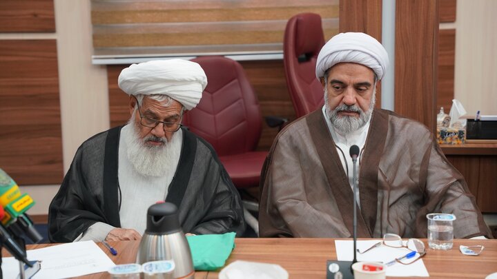 تصاویر/ نشست ستاد مرکزی بزرگداشت یوم الله ۱۳ آبان