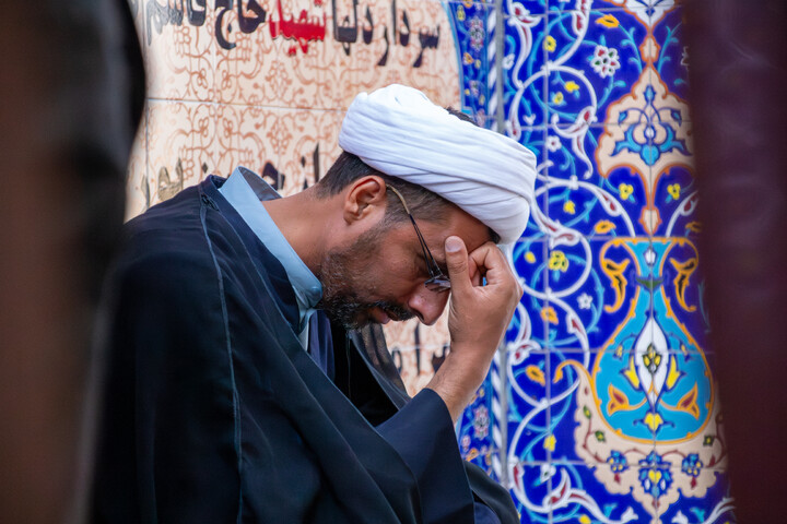تصاویر/ تجدید میثاق مسئولین حوزه علمیه استان کرمان با آرمان های شهدا به مناسبت هفته دفاع مقدس