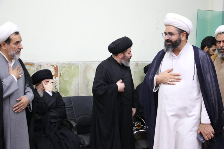 تصاویر/ مجلس بزرگداشت هفتمین روز ارتحال آیت الله العظمی شبیری زنجانی  از سوی آیت الله العظمی مظاهری