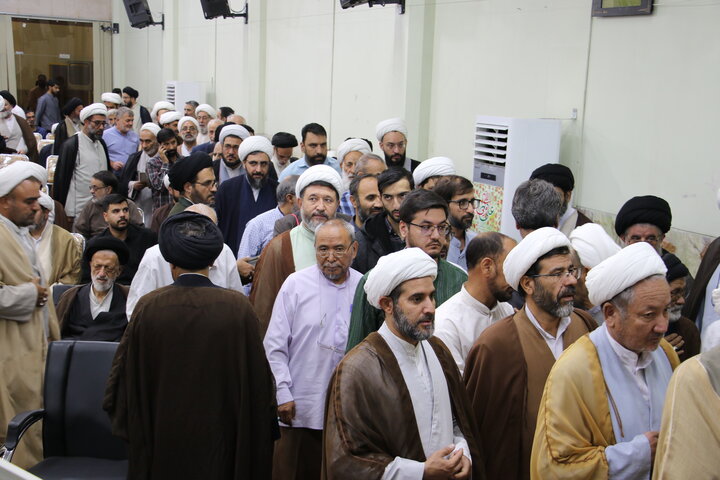 تصاویر/ مجلس بزرگداشت هفتمین روز ارتحال آیت الله العظمی شبیری زنجانی  از سوی آیت الله العظمی مظاهری