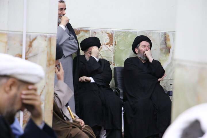 تصاویر/ مجلس بزرگداشت هفتمین روز ارتحال آیت الله العظمی شبیری زنجانی  از سوی آیت الله العظمی مظاهری