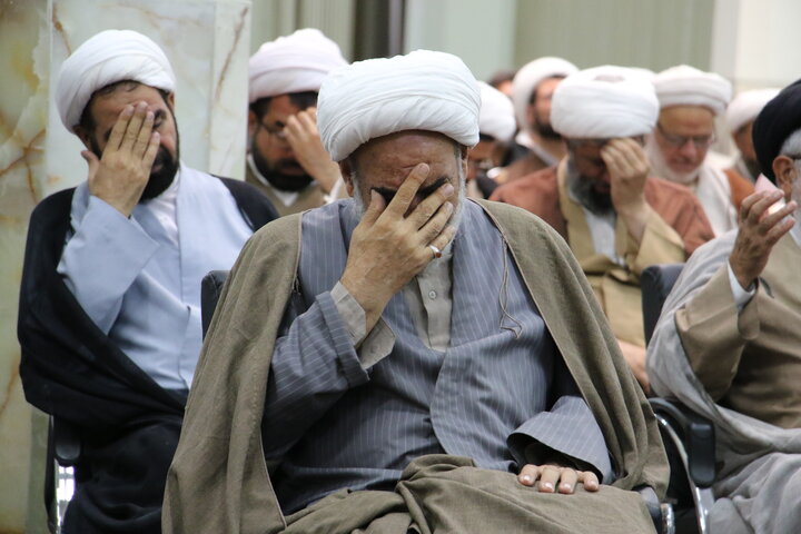 تصاویر/ مجلس بزرگداشت هفتمین روز ارتحال آیت الله العظمی شبیری زنجانی  از سوی آیت الله العظمی مظاهری