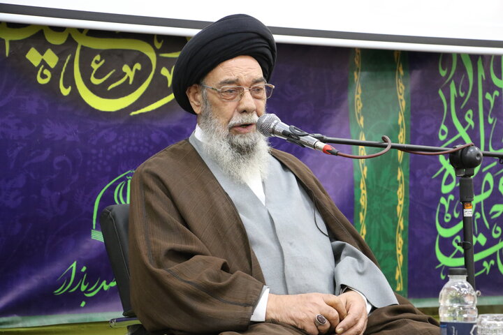 تصاویر/ مجلس بزرگداشت هفتمین روز ارتحال آیت الله العظمی شبیری زنجانی  از سوی آیت الله العظمی مظاهری