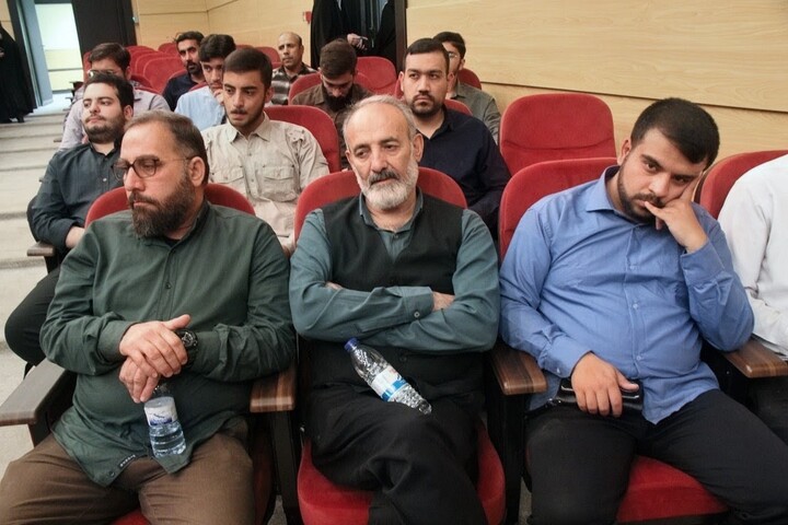 تجلیل از سرشبکه‌های برتر کتاب بسیج استان قم