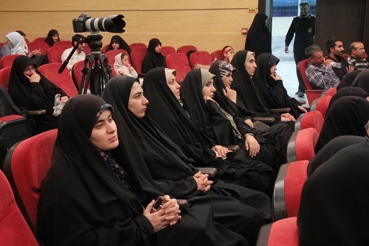 تجلیل از سرشبکه‌های برتر کتاب بسیج استان قم