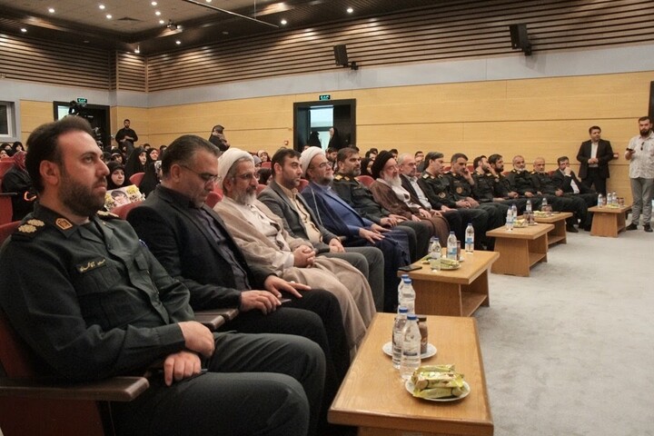 تجلیل از سرشبکه‌های برتر کتاب بسیج استان قم