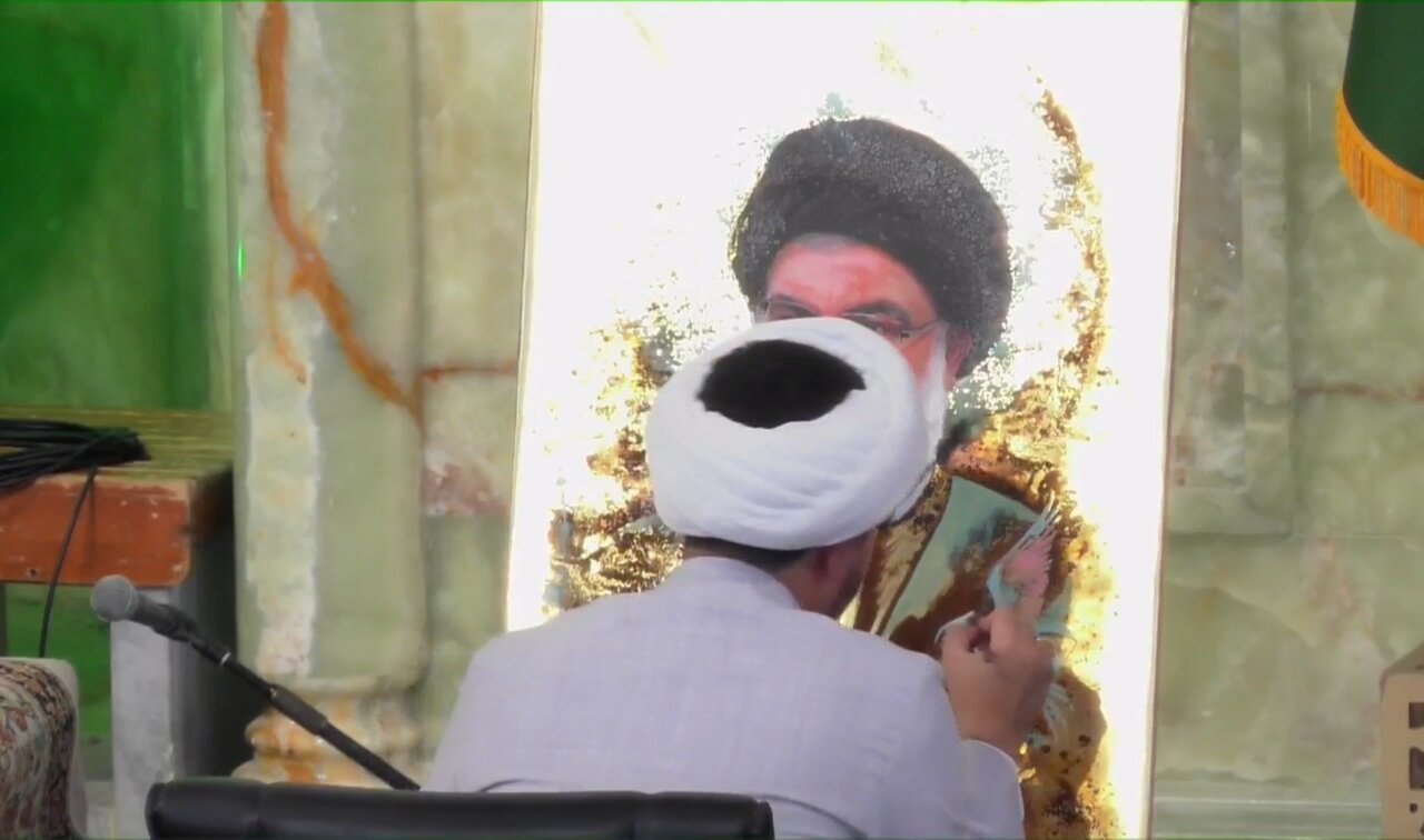 دومین سالگرد شهادت سید حسن نصرالله در حرم مطهر رضوی