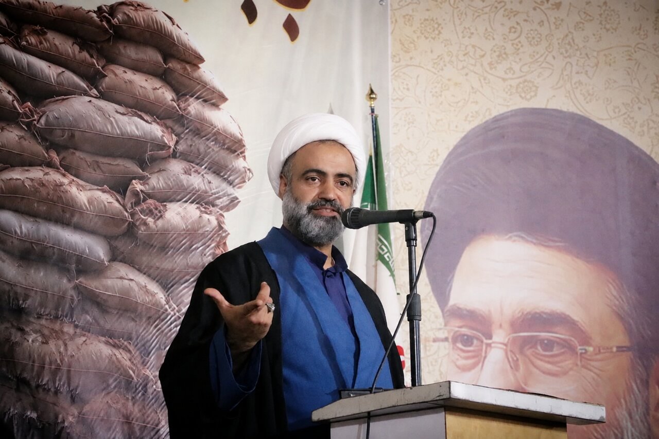 ایمان، وحدت و اتکا به توان داخلی رمز عبور از چالش‌هاست