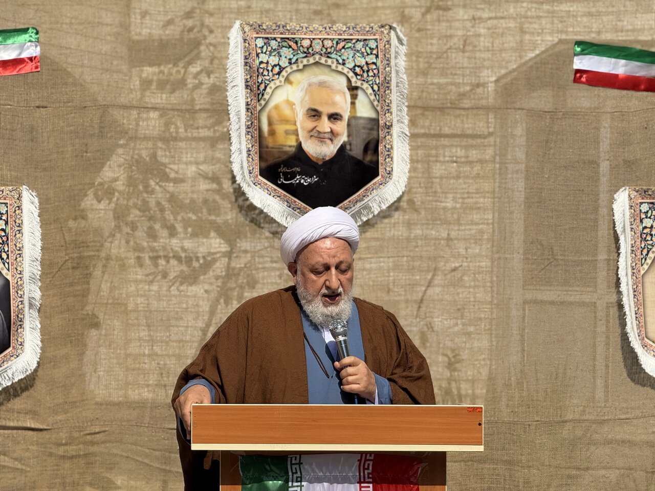 تهذیب نفس، زیربنای موفقیت در جهاد تبیین و طلبگی است