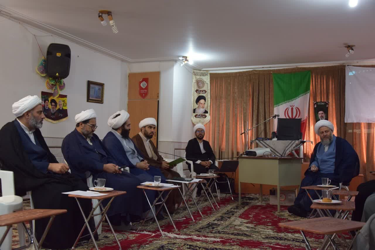 نخستین گردهمایی طلاب شهرستان آران و بیدگل برگزار شد