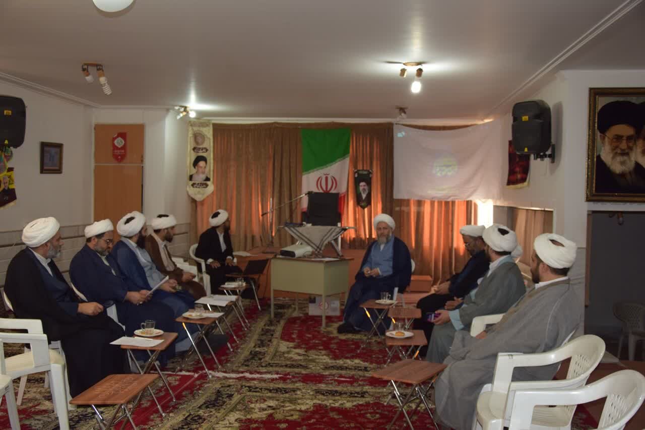 نخستین گردهمایی طلاب شهرستان آران و بیدگل برگزار شد
