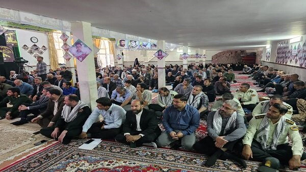 غفلت از مسیر شهدا هجوم منکرات به جامعه را در پی دارد+تصاویر