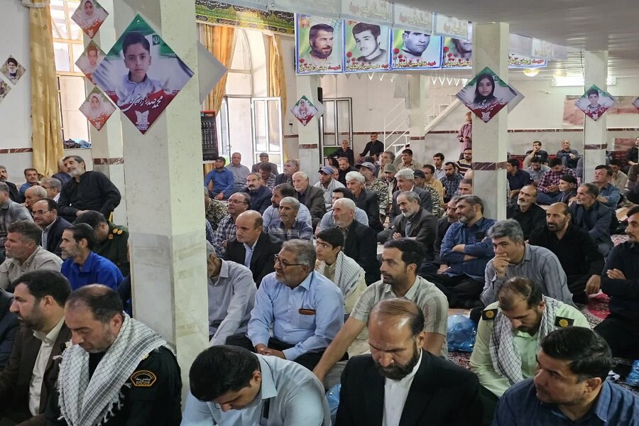 غفلت از مسیر شهدا هجوم منکرات به جامعه را در پی دارد+ تصاویر