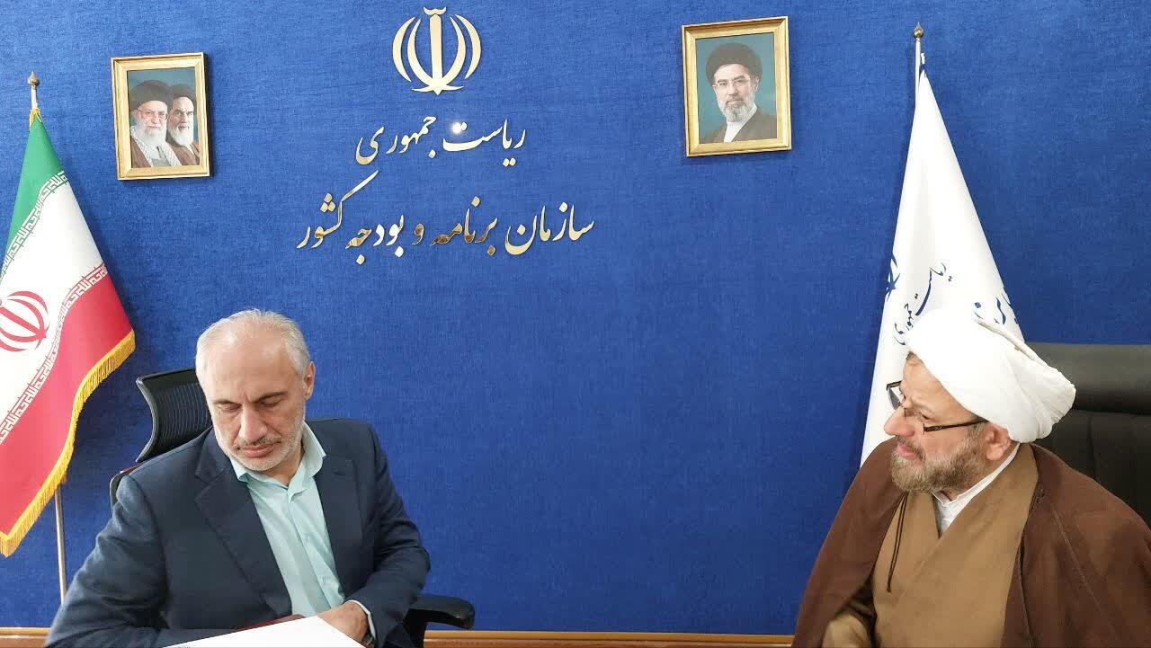 دیدار رئیس دفتر تبلیغات اسلامی حوزه‌ علمیه قم با رئیس سازمان برنامه و بودجه کشور