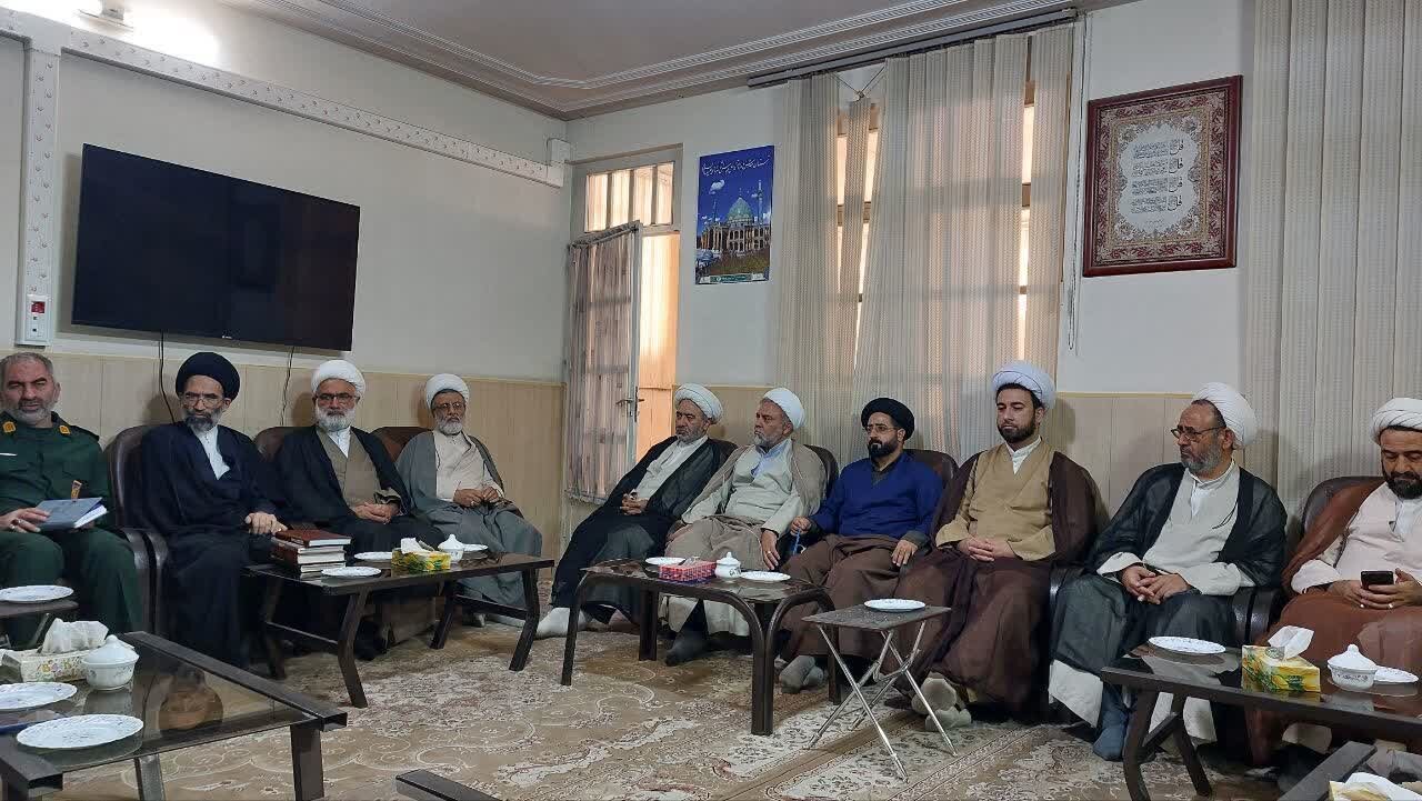 امریکایی ها برای حمله نیاز به پیشناز آشوب در داخل کشورمان می باشند