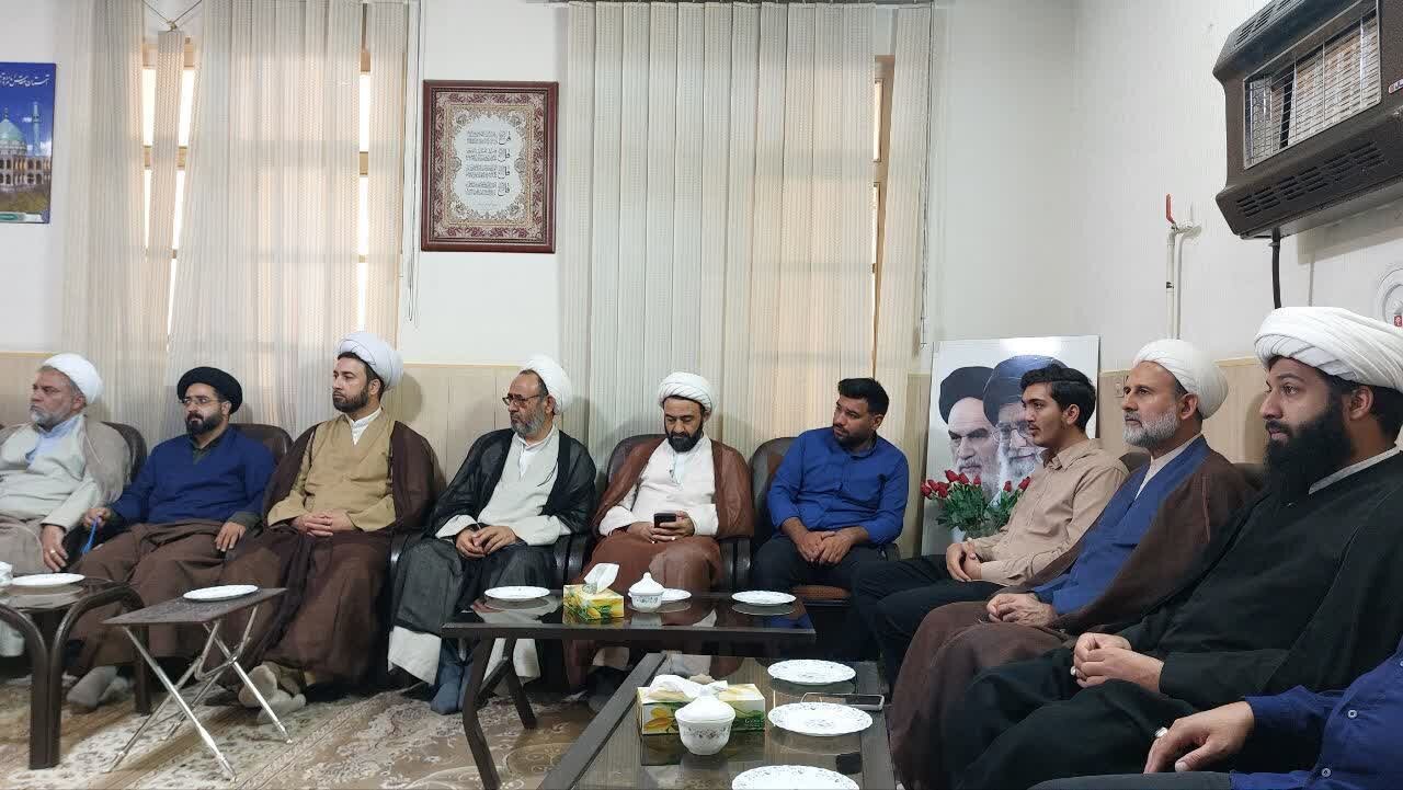 امریکایی ها برای حمله نیاز به پیشناز آشوب در داخل کشورمان می باشند