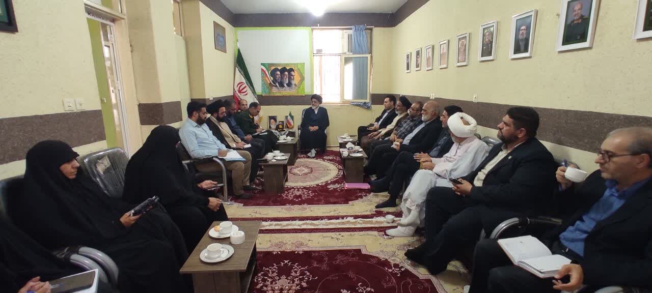 تشکیل جلسه ستاد راهبردی ایام فاطمیه در دفتر امام جمعه نطنز