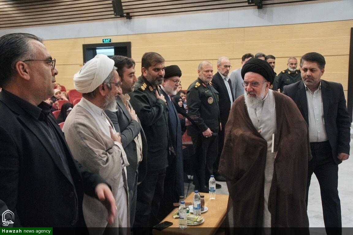 تجلیل از سرشبکه‌های برتر کتاب بسیج استان قم