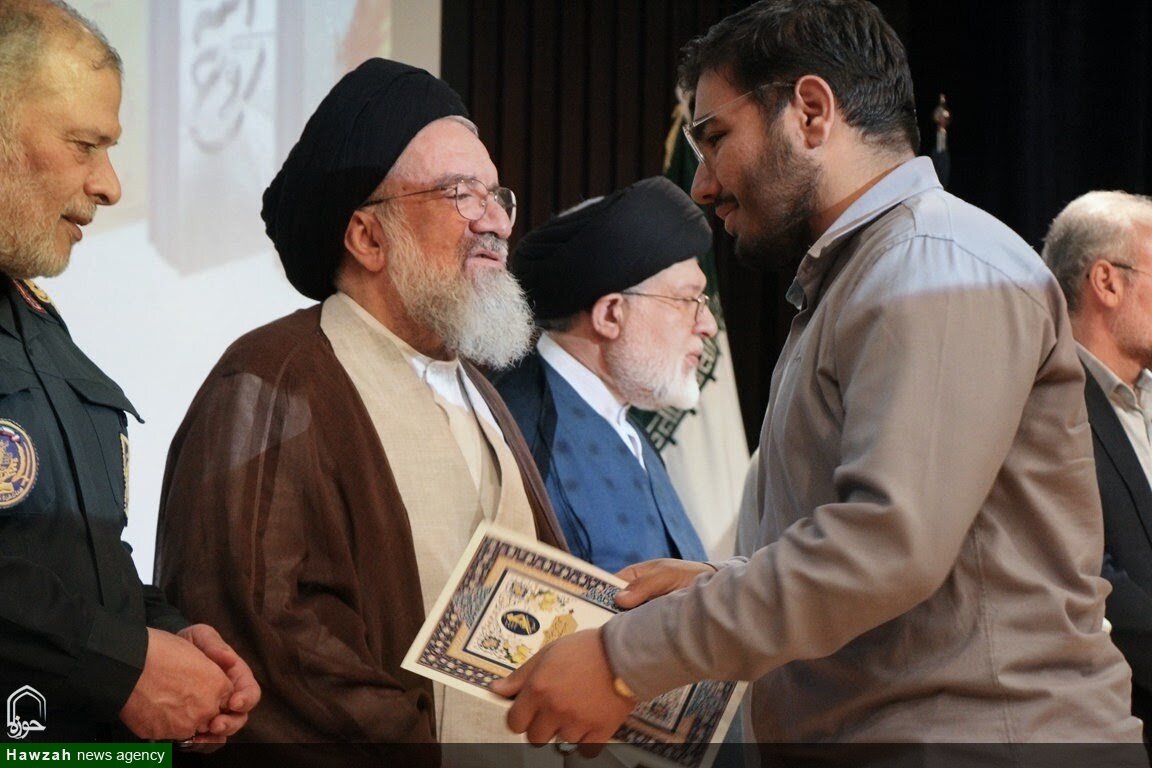 تجلیل از سرشبکه‌های برتر کتاب بسیج استان قم