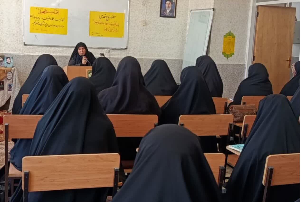 آغاز سال تحصیلی جدید در مدرسه علمیه فاطمیه(س) فسا با تأکید بر علم‌آموزی، معنویت و رسالت طلبگی