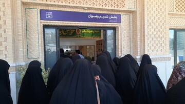 تصاویر/ بازدید طلاب مدرسه علمیه حضرت رقیه(س) برازجان از بخش شمیم رضوان حرم مطهر رضوی